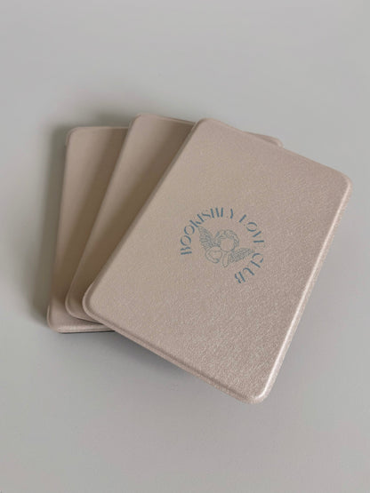 Bookishly Love Club - Kindle Case